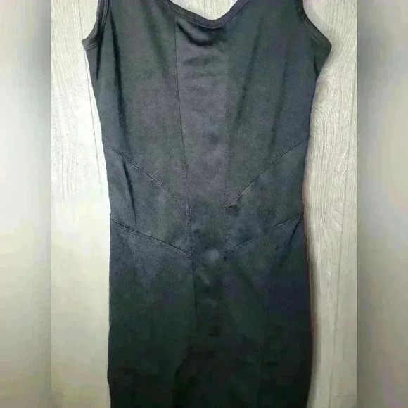 Shape Sational Ultimate Shaper size Medium. 96% poly 4% spandex. - Picture 2 of 5